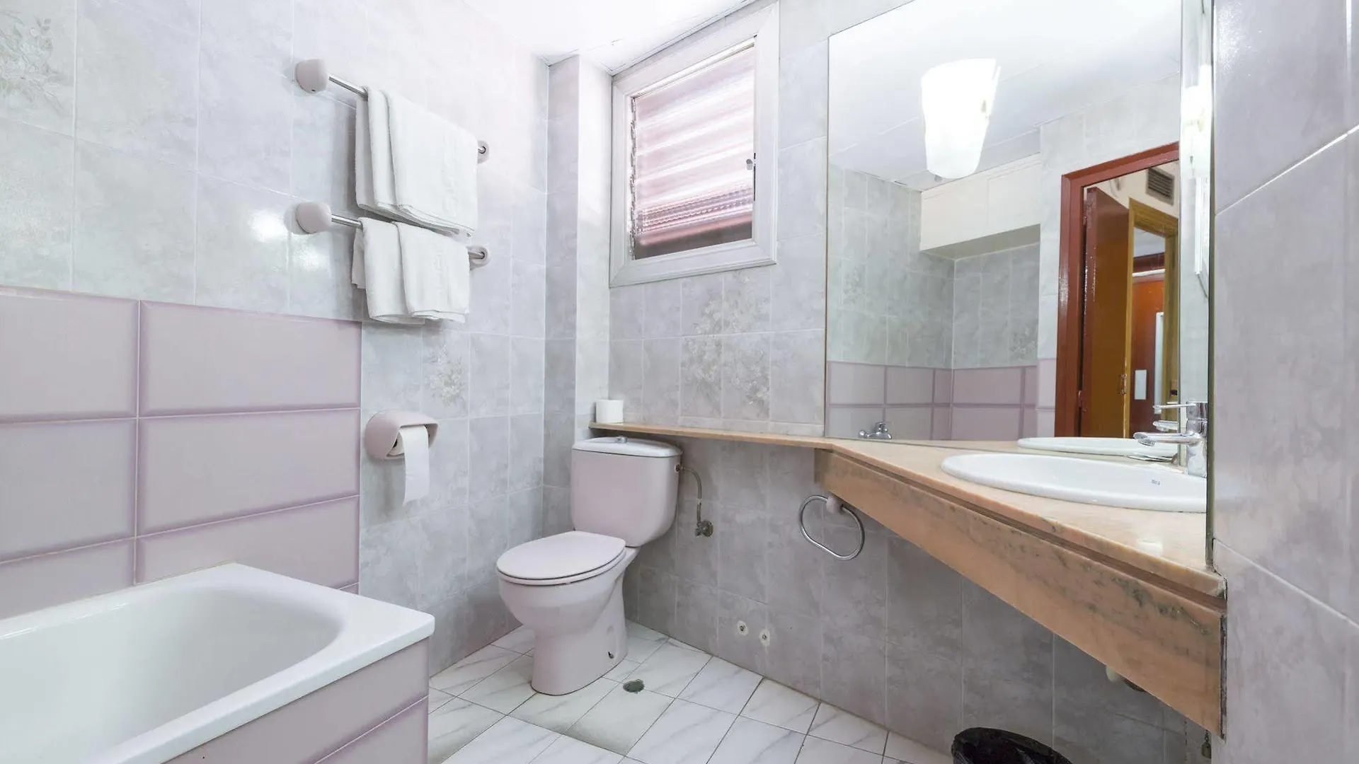 Pension Miami Hotel Barcelona 2*,  Spain