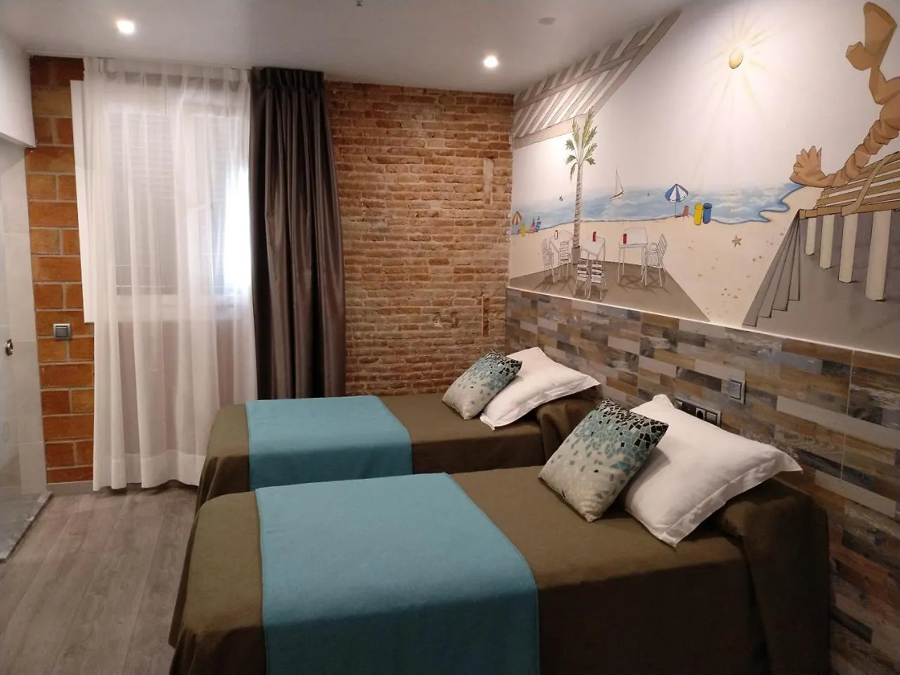 Pension Miami バルセロナ ゲストハウス