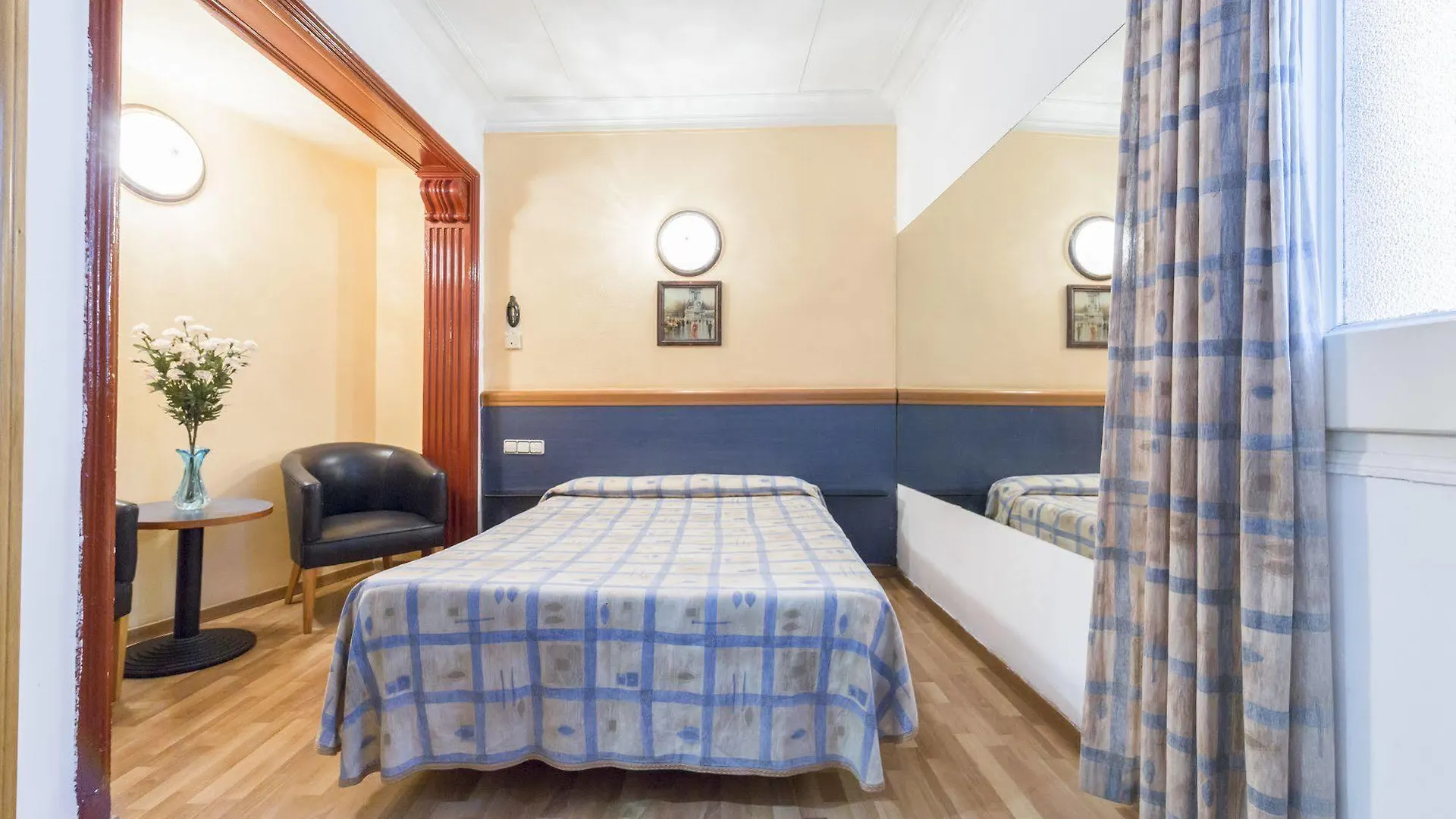 ** Guest house Pension Miami Hotel Barcelona Spain