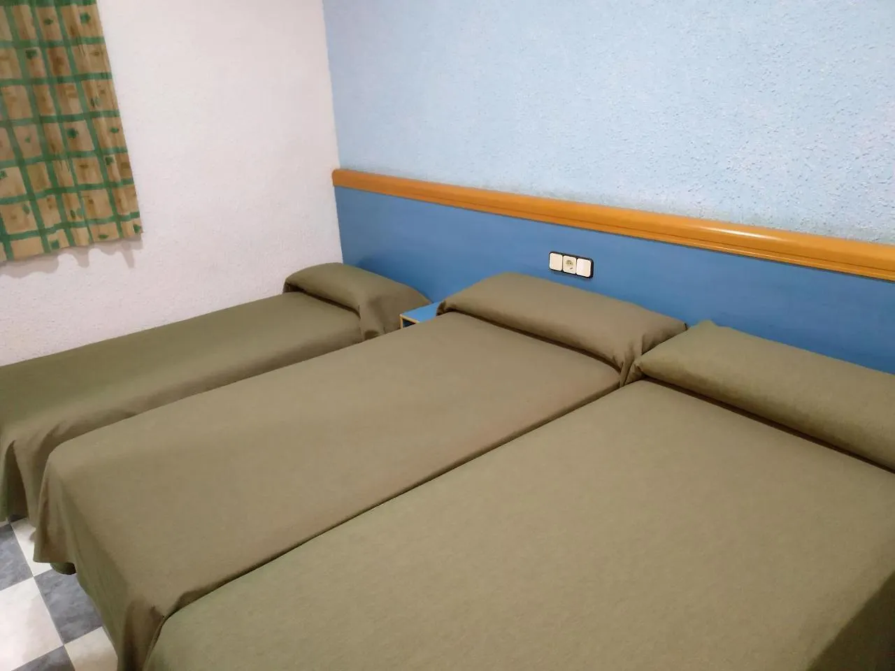 Pension Miami Hotel Barcelona 2*,